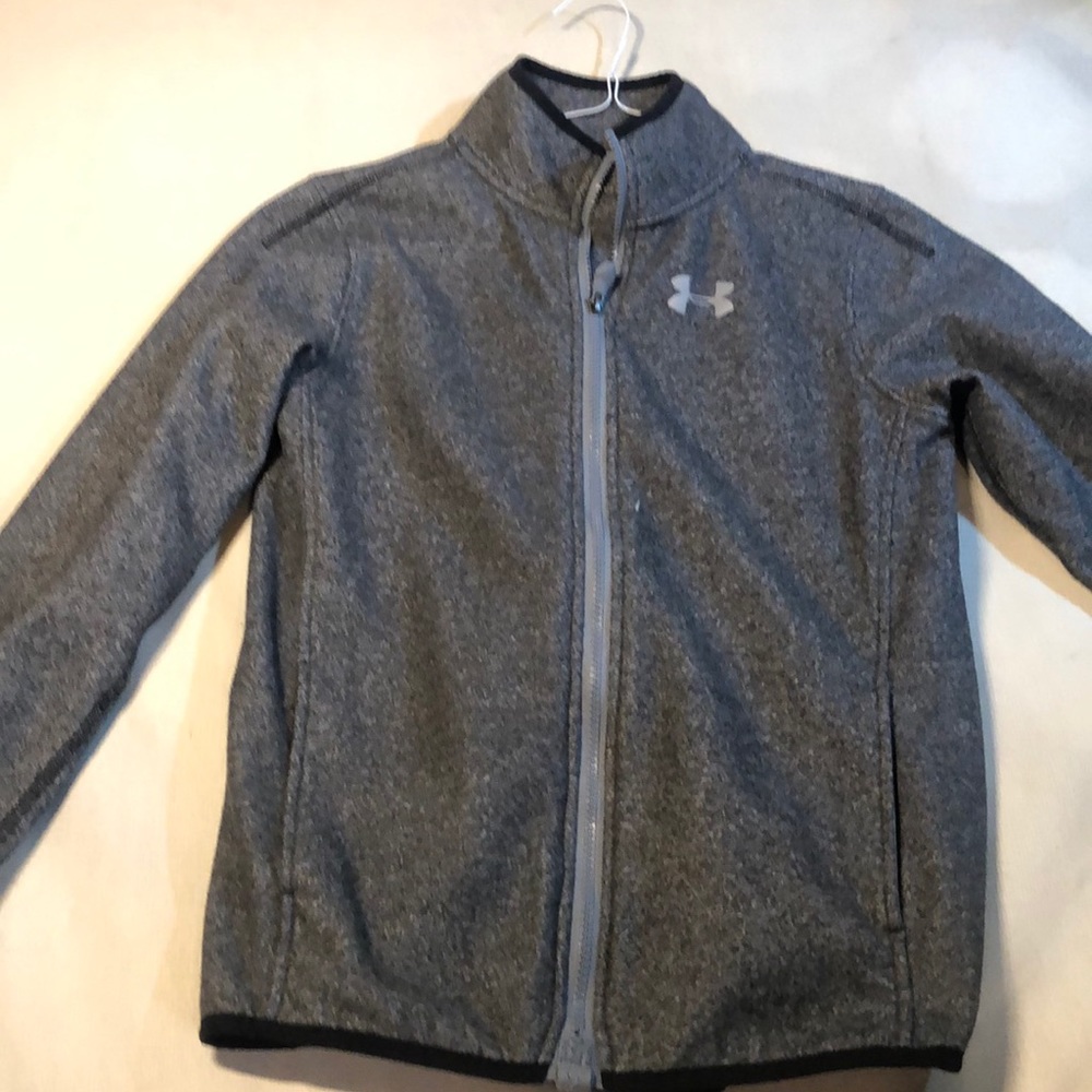 Under armour cold gear jacket. Youth L